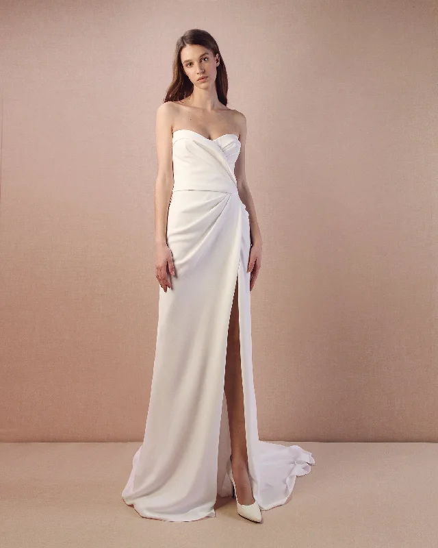 women's party dressesStrapless Slim Cut Gown