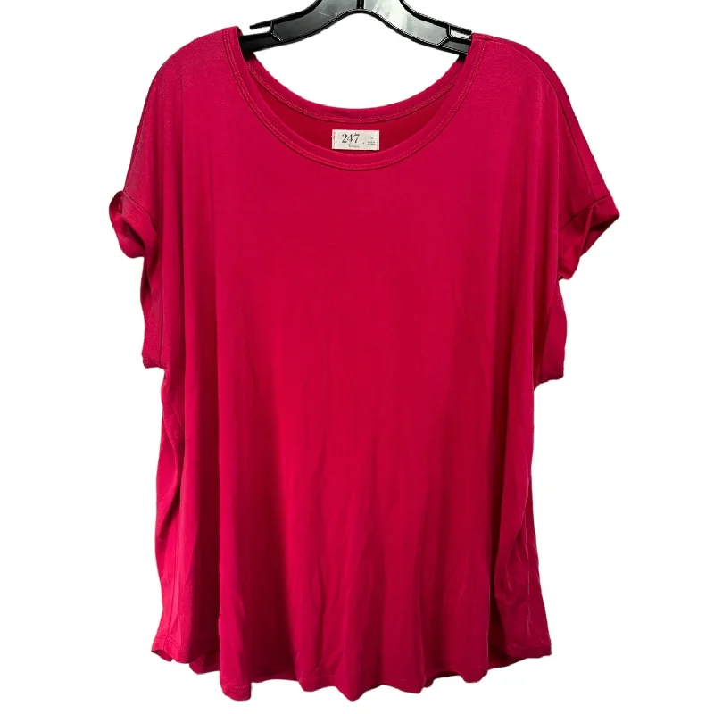 women's T-shirts with plus-size optionsRed Top Short Sleeve Basic Maurices, Size 1x