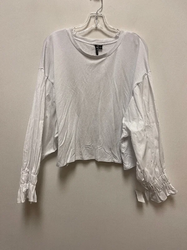 women's long sleeve tops with high necksWhite Top Long Sleeve Versona, Size 2x