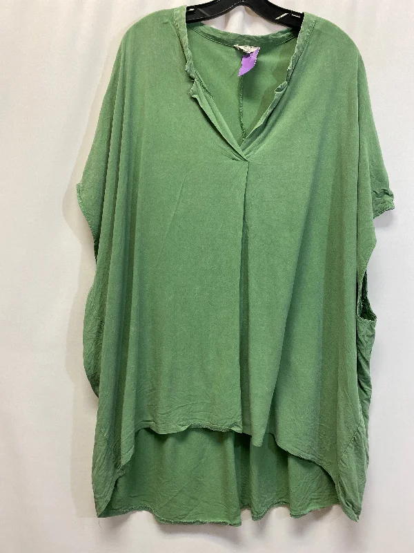 women's T-shirts with V-necksGreen Top Short Sleeve Easel, Size 2x