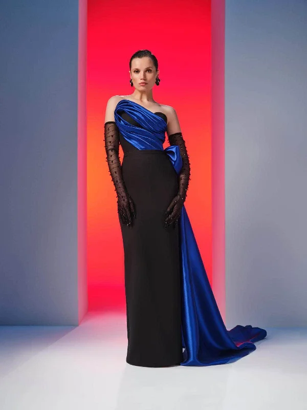 women's long-sleeved dressesMNM Couture N0610 - Long Sleeve Sweetheart Evening Gown