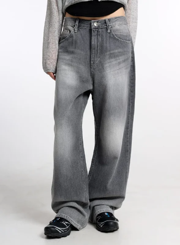 women's denim jeans for a night at the clubWashed Baggy Jeans CM415