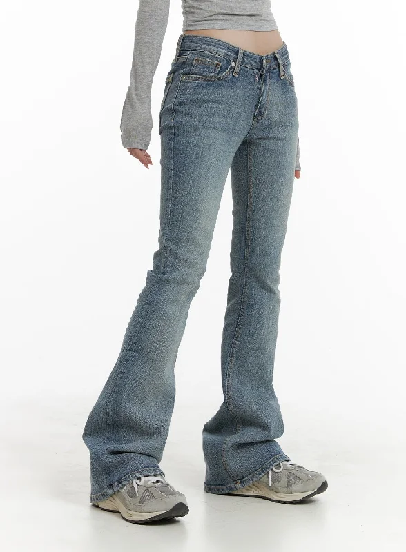 women's denim jeans with zipper-fly closureLow Waist Bootcut Jeans CA402