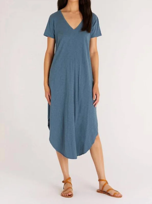 women's A-line dressesShort Sleeve Reverie Midi Dress In Carribean Blue