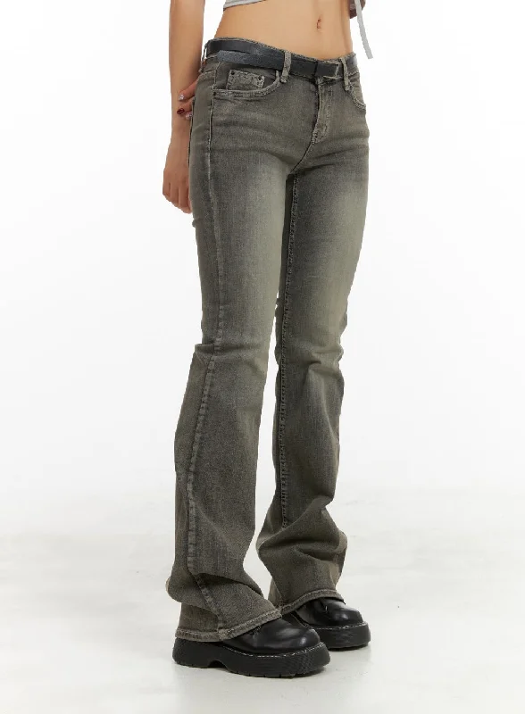 women's denim jeans with embroidery on pocketsLow Rise Bootcut Jeans CA416